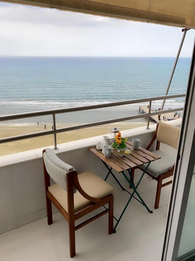 Larnaca Room, 50M To The Finikoudes Beach Luaran gambar